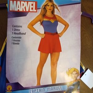 Halloween Costume Captain Marvel